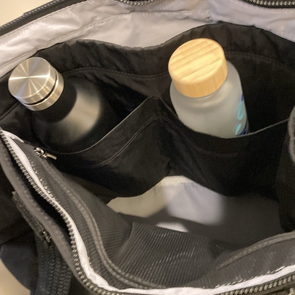 Nike One Luxe Training Bag (Triple Blackout) - Picture 12 of 14